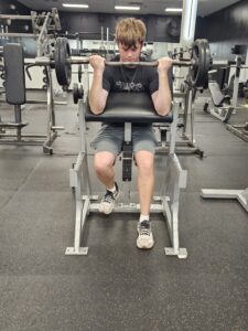 Shane - preacher curls 1